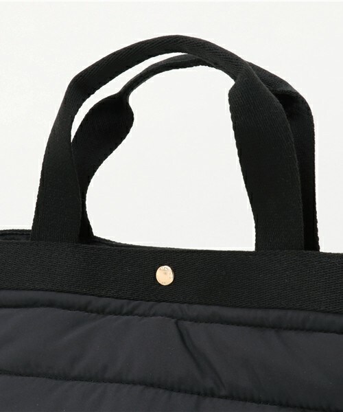 INTERPLANET（インタープラネット）の「バイカラーナイロントート（トートバッグ・レディース・ブラック/ベージュ/カーキ・フリー）」の6枚目の写真