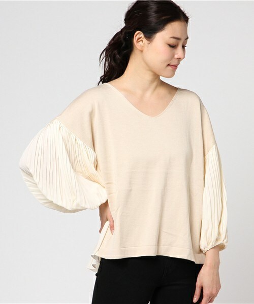 INTERPLANET（インタープラネット）の「綿ﾚｰﾖﾝﾌﾟﾘｰﾂ切り替えPO（ニット/セーター・レディース・ライトベージュ/ネイビー/ピンクベージュ・FREE）」の11枚目の写真