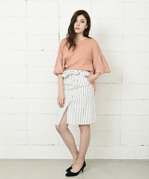 INTERPLANET（インタープラネット）の「綿ﾚｰﾖﾝﾌﾟﾘｰﾂ切り替えPO（ニット/セーター・レディース・ライトベージュ/ネイビー/ピンクベージュ・FREE）」の3枚目の写真