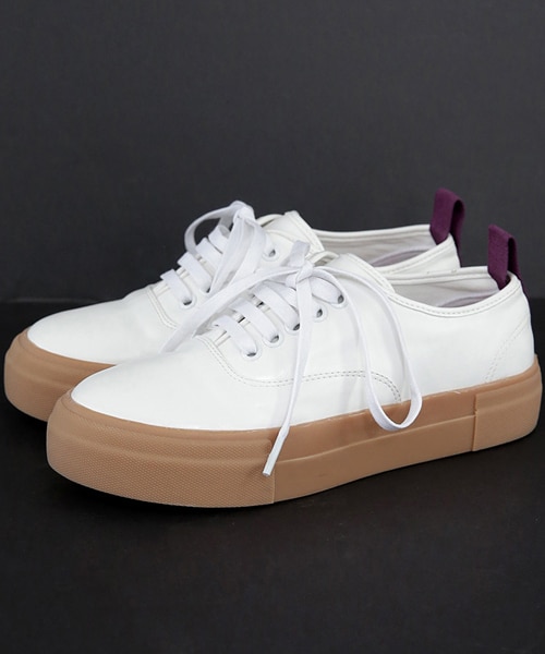 DHOLIC(ディーホリック)の「2TYPEプラットフォームレースアップスニーカー(スニーカー・レディース・230/235/240/245/250)」の4枚目の写真
