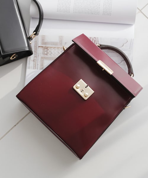 DHOLIC(ディーホリック)の「2WAYフェイクレザースクエアハンドバッグ(ハンドバッグ・レディース・FREE)」の4枚目の写真