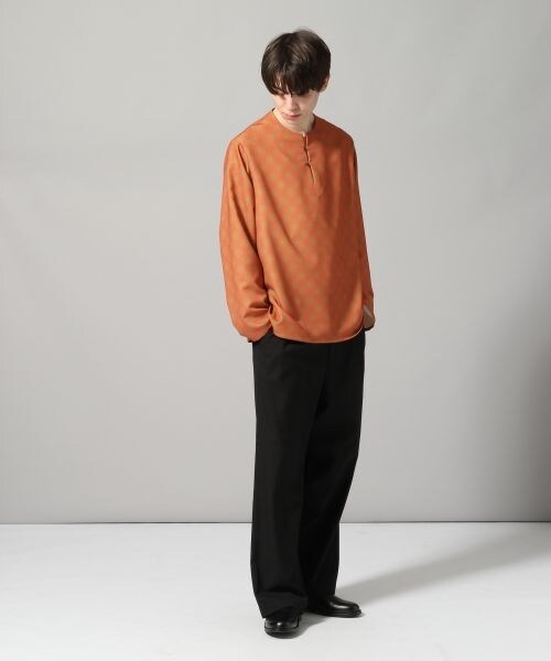 HARE(ハレ)の「アートコモンガラプルオーバー(トップス・ブラック/オレンジ)」の6枚目の写真