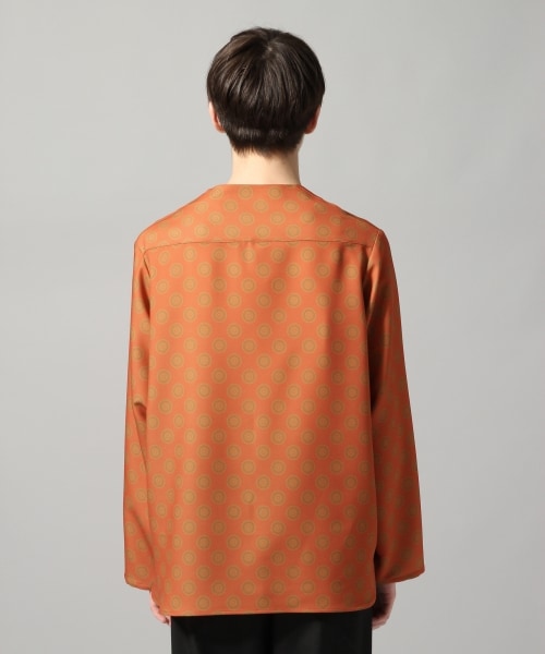 HARE(ハレ)の「アートコモンガラプルオーバー(トップス・ブラック/オレンジ)」の8枚目の写真