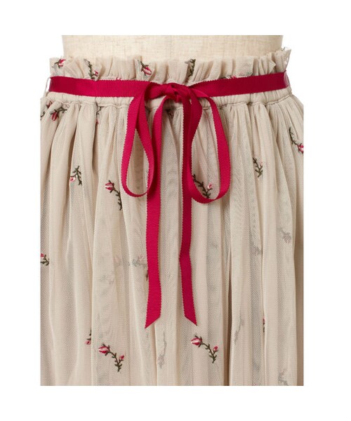 F i.n.t（フィント）の「ローズ総刺繍チュールスカート/F&A（スカート・レディース・その他）」の5枚目の写真