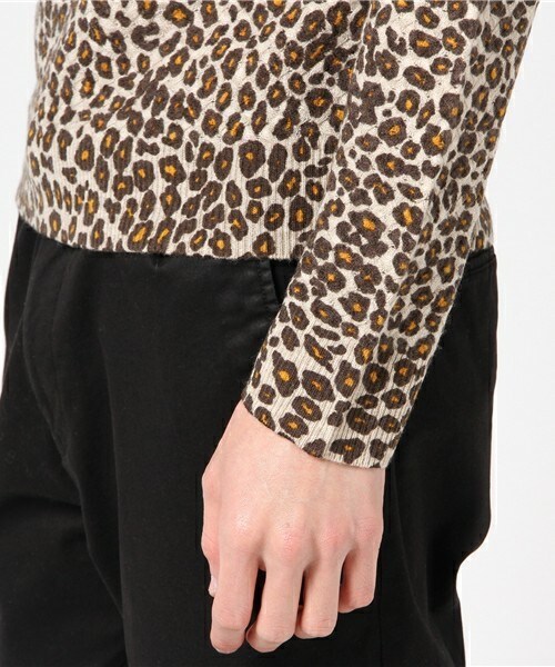 styles（スタイルス）の「メンズ ホワイトレーベン レオパード柄 ニット WR0220 Leopard Sweater（ニット/セーター・メンズ・グレー/ベージュ・44/46/48）」の6枚目の写真