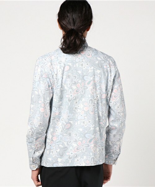 MEN'S BIGI（メンズビギ）の「ヴィンテージ フラワープリントジャケット【VINTAGE ARCHIVES】（ブルゾン・メンズ・ベージュ/トリコロール・SS/S/M/L）」の4枚目の写真