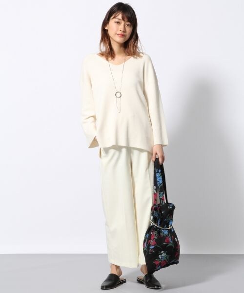 JEANASIS（ジーナシス）の「14GアゼVプルオーバー8S（トップス・アイボリー()/ブラック()/杢グレー()/イエロー()）」の5枚目の写真