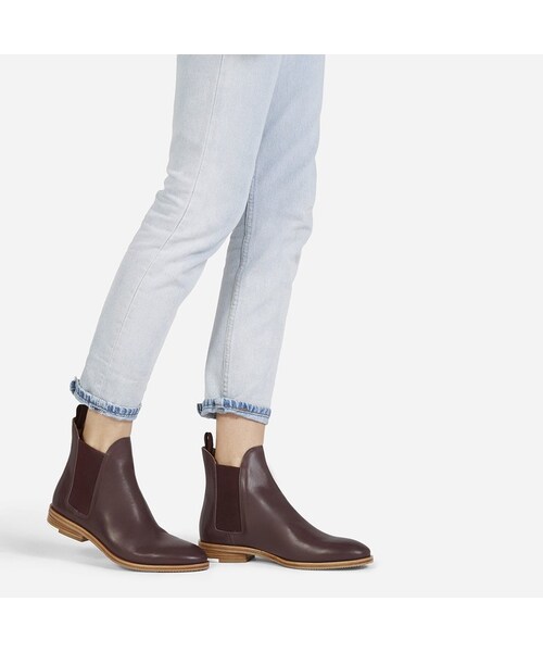Everlane（エバーレーン）の「The Chelsea Boot（ブーツ・レディース・Camel/Grey/Burgundy/Black・5/5.5/6/6.5/7/7.5/8/8.5/9/9.5/10/10.5/11）」の17枚目の写真