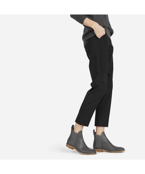 Everlane（エバーレーン）の「The Chelsea Boot（ブーツ・レディース・Camel/Grey/Burgundy/Black・5/5.5/6/6.5/7/7.5/8/8.5/9/9.5/10/10.5/11）」の7枚目の写真