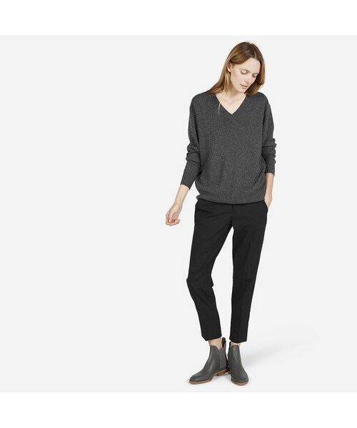Everlane（エバーレーン）の「The Chelsea Boot（ブーツ・レディース・Camel/Grey/Burgundy/Black・5/5.5/6/6.5/7/7.5/8/8.5/9/9.5/10/10.5/11）」の9枚目の写真
