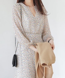 DHOLIC | Vネックフラワーパターンシフォンワンピース(ワンピース)