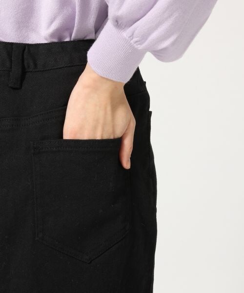 LOWRYS FARM（ローリーズファーム）の「タイトスリットロンスカ／Ｄ（スカート・ブラック/ブルー）」の13枚目の写真