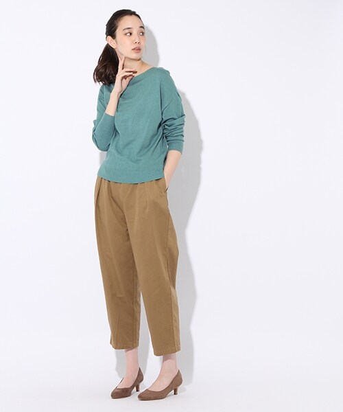 niko and...（ニコアンド）の「綿麻甘撚りタックゆるパンツ（パンツ・キャメル/クリーム/カーキ/ネイビー）」の6枚目の写真