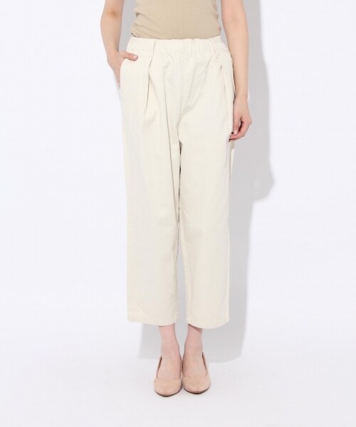 niko and...（ニコアンド）の「綿麻甘撚りタックゆるパンツ（パンツ・キャメル/クリーム/カーキ/ネイビー）」の9枚目の写真