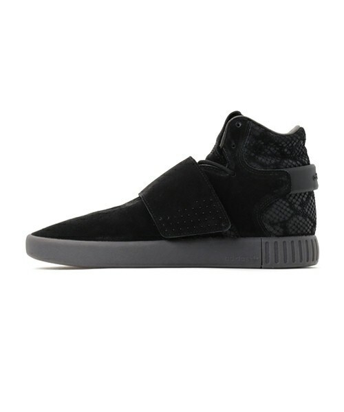 adidas Originals（アディダスオリジナルス）の「adidas originals 『TUBULAR INVADER STRAP』スニーカー（スニーカー・メンズ・ブラック・25.5/26.5/27.5/28.5）」の2枚目の写真