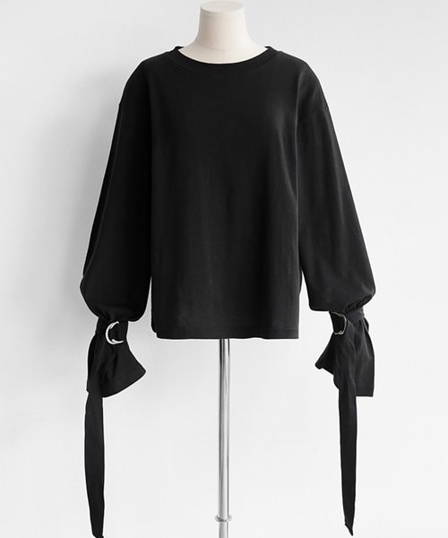 DHOLIC(ディーホリック)の「バックルストラップロングスリーブTシャツ(Tシャツ/カットソー・レディース・FREE)」の2枚目の写真