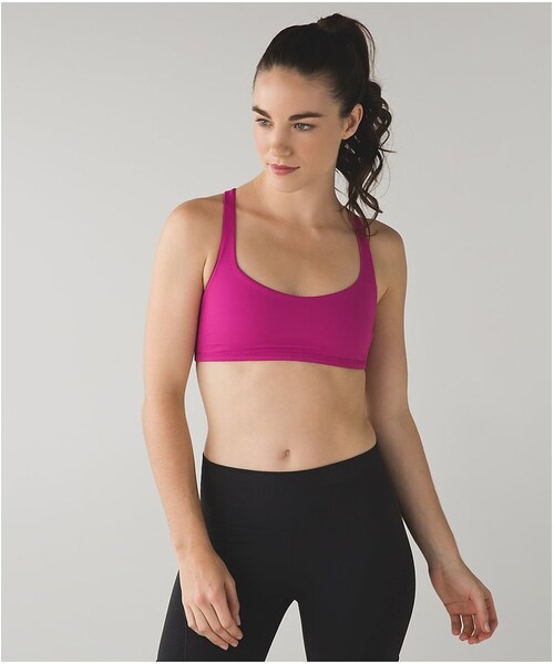 Lululemon Athletica(ルルレモンアスレティカ)の「Free To Be Bra(ブラ&ショーツ・レディース・black/white/raspberry/lullaby/sea mist/boom juice/narrow bold stripe black angel wing/gra/clouded dreams multi/white/pigment wind white multi/white/flashback static caspian blue jewelled/poppy petals dark slate black/black/dandy digie porcelaine black/porcelaine/blue denim・2/4/6/8/10/12)」の13枚目の写真