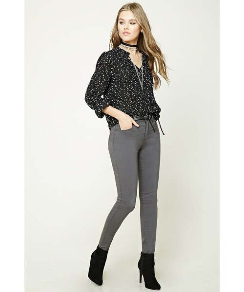 FOREVER 21（フォーエバー トゥエンティーワン）の「FOREVER 21+ Stretch-Knit Skinny Jeans（デニムパンツ・レディース・Black/Gray/Blue/Green/Red・24/25/26/27/28/29/30/31）」の6枚目の写真