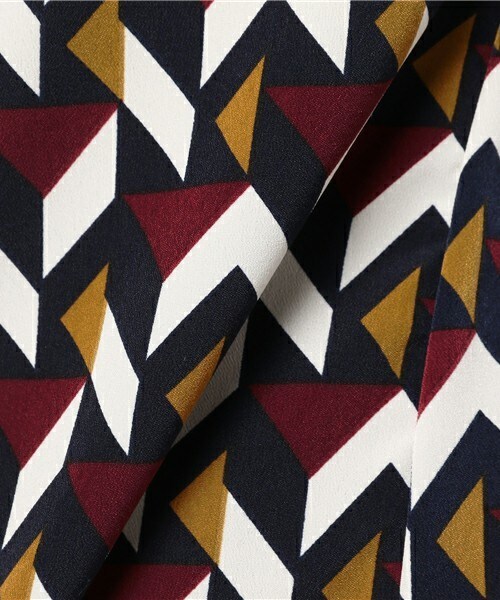 archives（アルシーヴ）の「幾何学柄Ａラインワンピース（ワンピース・レディース・ブラック/ネイビー・MEDIUM）」の10枚目の写真