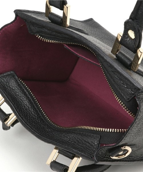MARCO BIANCHINI（マルコビアンチーニ）の「MARCO BIANCHINI シボレザーミニスクエア（ショルダーバッグ・レディース・ブラック/キャメル/レッド・FREE）」の9枚目の写真