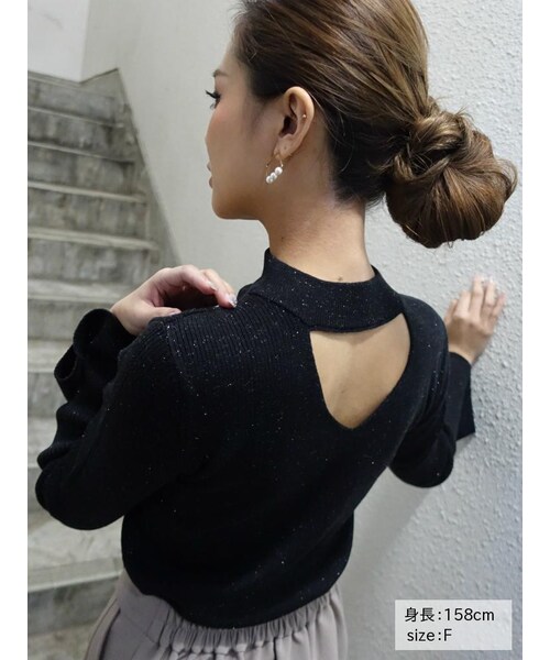 RESEXXY（リゼクシー）の「2ＷＡＹチョーカーフレアスリーブニット（トップス・レディース・ホワイト/グレー/ブラック）」の8枚目の写真