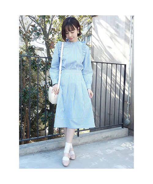 F i.n.t（フィント）の「ミドル丈タックスカート/F i.n.t（スカート・レディース・その他）」の2枚目の写真