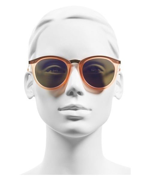 Le Specs（-）の「Women's Le Specs 'No Smirking' 50Mm Round Sunglasses - Black Rubber（サングラス・レディース・Black/Brown・One Size）」の5枚目の写真