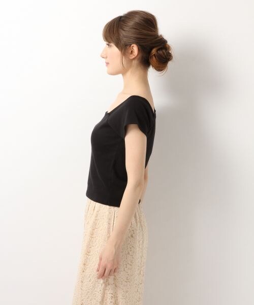 Heather(ヘザー)の「フライス*チビTEE(トップス・ホワイト/ブラック/レッド/マスタード)」の9枚目の写真