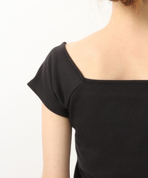 Heather(ヘザー)の「フライス*チビTEE(トップス・ホワイト/ブラック/レッド/マスタード)」の15枚目の写真