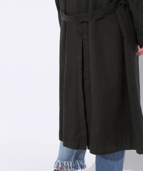 niko and...（ニコアンド）の「綿テンセルマキシトレンチコート（ジャケット/アウター・ブラック/キャメル）」の10枚目の写真