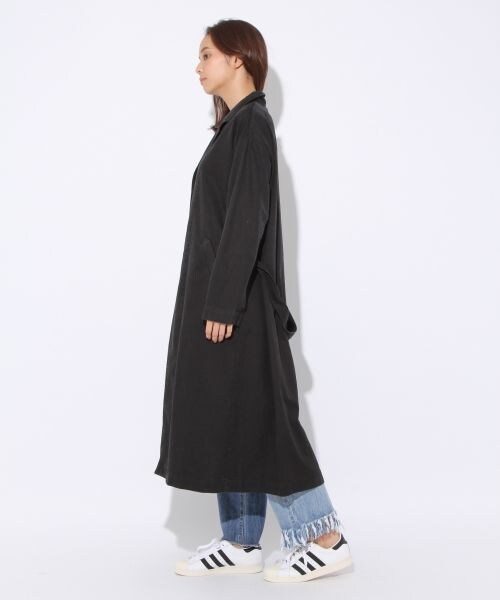 niko and...（ニコアンド）の「綿テンセルマキシトレンチコート（ジャケット/アウター・ブラック/キャメル）」の4枚目の写真