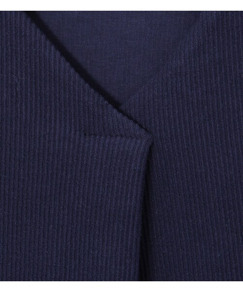 laboratory work（ラボラトリーワーク）の「ニットコール重ねVタックワンピース（ワンピース/ドレス・レディース・オフホワイト/カーキ/ネイビー・M）」の8枚目の写真