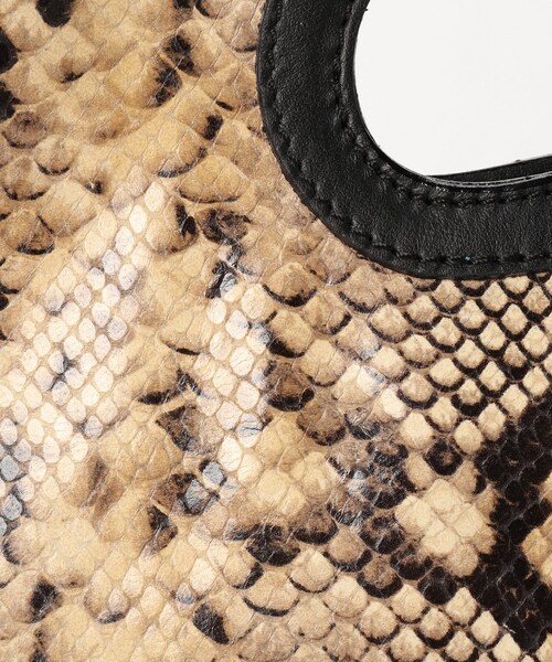 Spick & Span（スピックアンドスパン）の「Pitoneスクエアバッグ（バッグ・アソート A/フリー/残り3点）」の14枚目の写真