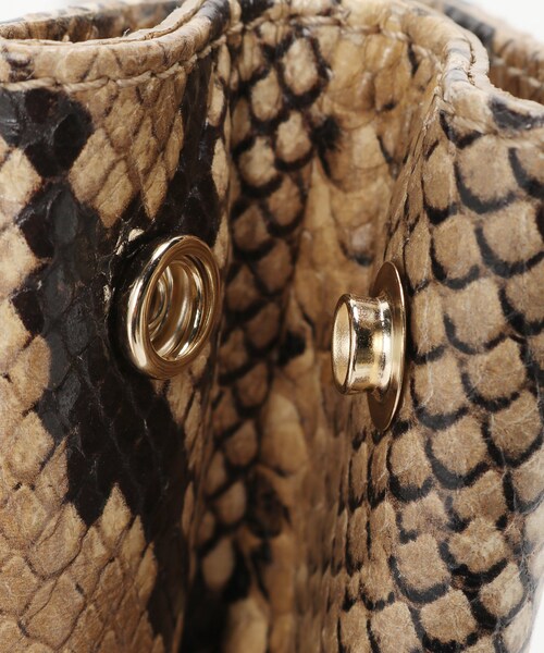 Spick & Span（スピックアンドスパン）の「Pitoneスクエアバッグ（バッグ・アソート A/フリー/残り3点）」の11枚目の写真