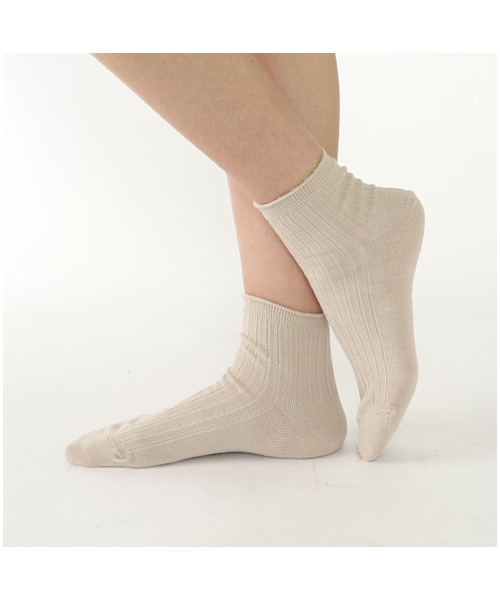 靴下屋（クツシタヤ）の「◆高橋愛さん着用◆冷感ドライ6×2リブショートソックス（ソックス・靴下・レディース・サラシ/シルバーグレー/クロ/ベージュ/シュアカ/シャーベット/オレンジ/キミドリ/ダルサックス/ブルー/コン/ラベンダー・22.0～24.0cm）」の15枚目の写真