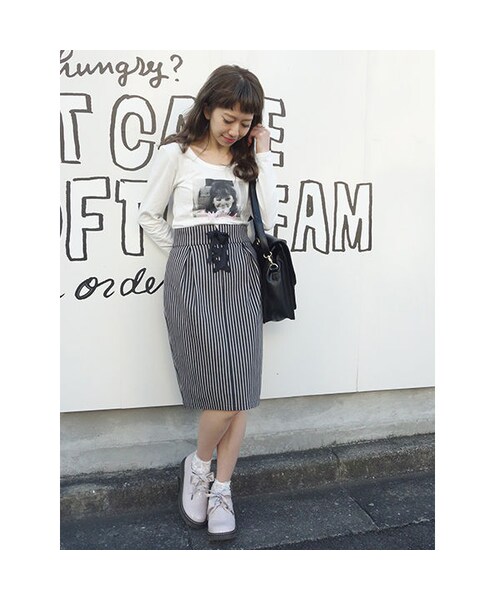 F i.n.t（フィント）の「ANGELAフォトロンT/F i.n.t（Tシャツ/カットソー・レディース・その他）」の5枚目の写真