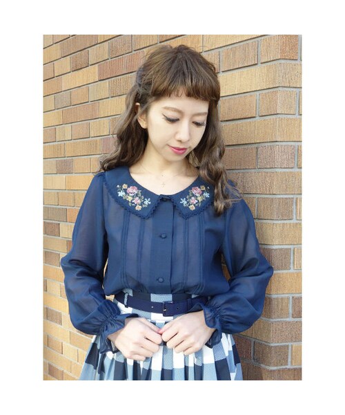 F i.n.t(フィント)の「フラワークロスステッチブラウス/F i.n.t(シャツ/ブラウス・レディース・その他)」の1枚目の写真