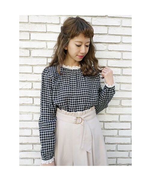 F i.n.t（フィント）の「レーススタンドカラープルオーバーブラウス/F i.n.t（シャツ/ブラウス・レディース・その他）」の2枚目の写真