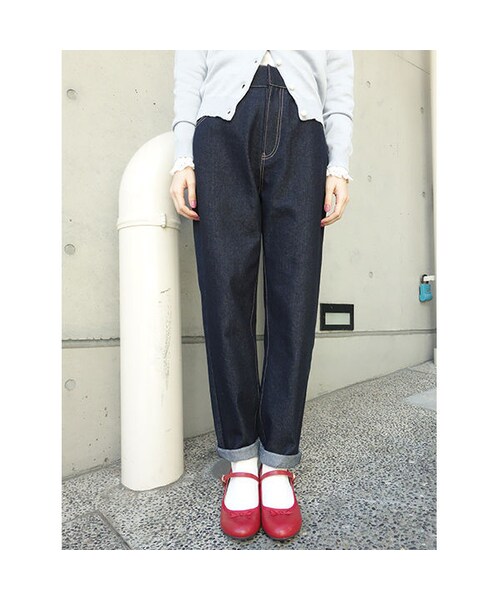 F i.n.t（フィント）の「テーパードデニムパンツ/F i.n.t（デニムパンツ・レディース・その他）」の2枚目の写真