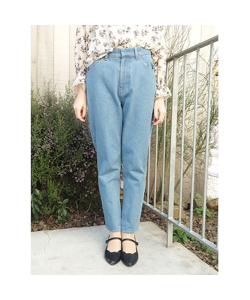 F i.n.t（フィント）の「テーパードデニムパンツ/F i.n.t（デニムパンツ・レディース・その他）」の3枚目の写真