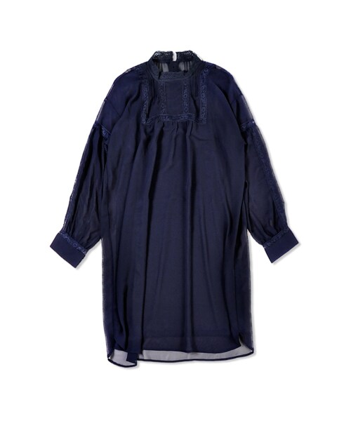 flower（フラワー）の「pintuck lace one piece～ﾋﾟﾝﾀｯｸﾚｰｽﾜﾝﾋﾟｰｽ（ワンピース・レディース・pinkbeige/navy・FREE）」の2枚目の写真