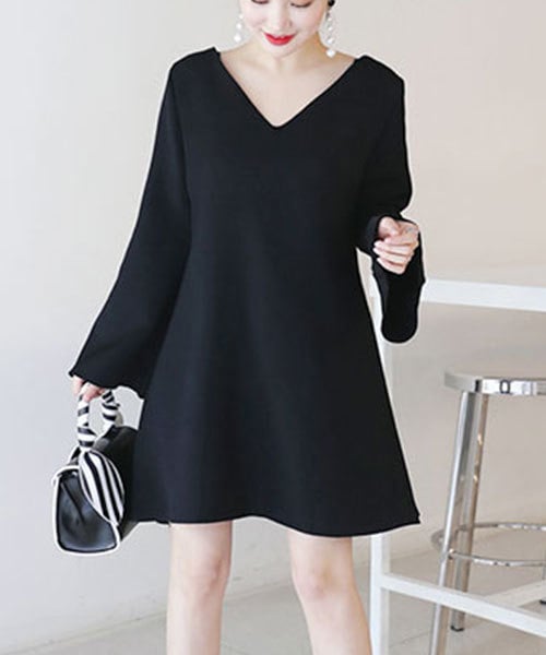 DHOLIC(ディーホリック)の「Vネックベルスリーブシフトワンピース(ワンピース・レディース・FREE)」の1枚目の写真