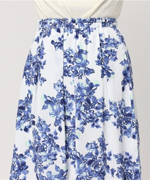 Cheek（チーク）の「花柄タックスカート（スカート・レディース・ベージュ/ブルー/イエロー・MEDIUM）」の8枚目の写真