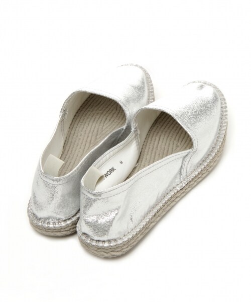 GLOBAL WORK（グローバルワーク）の「エスパドリーユ Women（シューズ・ホワイト(レース)/ブラック(レース)/シルバー/フラワー/ゴールド/パイナップル）」の9枚目の写真