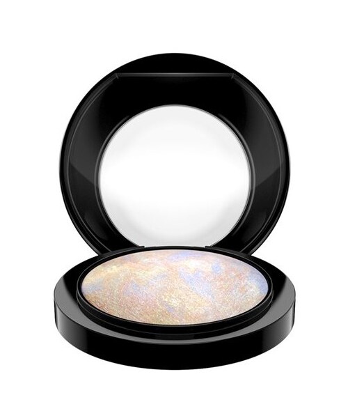 M・A・C(マック)の「MAC 'Mineralize' Skinfinish - Cheeky Bronze(ファンデーション・レディース・Beige/Pink・One Size)」の3枚目の写真
