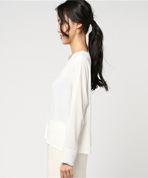 Cheek（チーク）の「金具付きブラウス（シャツ/ブラウス・レディース・オフホワイト/ネイビー/ピンク・MEDIUM）」の5枚目の写真