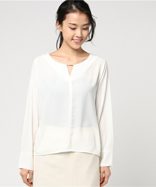 Cheek（チーク）の「金具付きブラウス（シャツ/ブラウス・レディース・オフホワイト/ネイビー/ピンク・MEDIUM）」の4枚目の写真