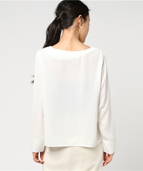 Cheek（チーク）の「金具付きブラウス（シャツ/ブラウス・レディース・オフホワイト/ネイビー/ピンク・MEDIUM）」の6枚目の写真