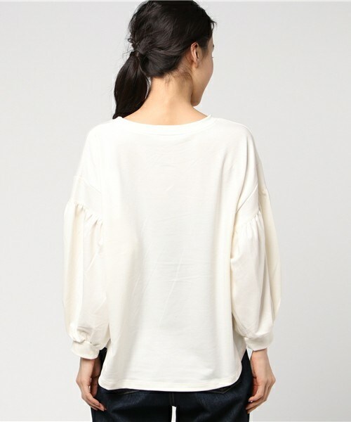 actuel（アクチュエル）の「袖ボリュームＴＯＰＳ（Tシャツ/カットソー・レディース・オフホワイト/グレー/ピンク・FREE）」の6枚目の写真