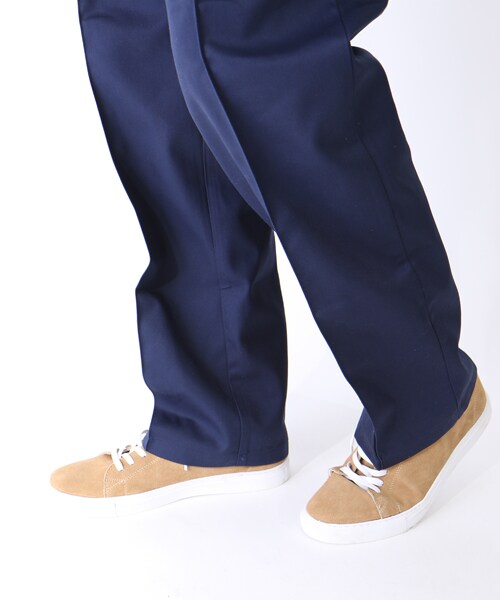 ALEXANDRA(アレキサンドラ)の「プリーツパンツ(パンツ・ホワイト/ブラック/ブラウン/ブルー・44/46)」の10枚目の写真